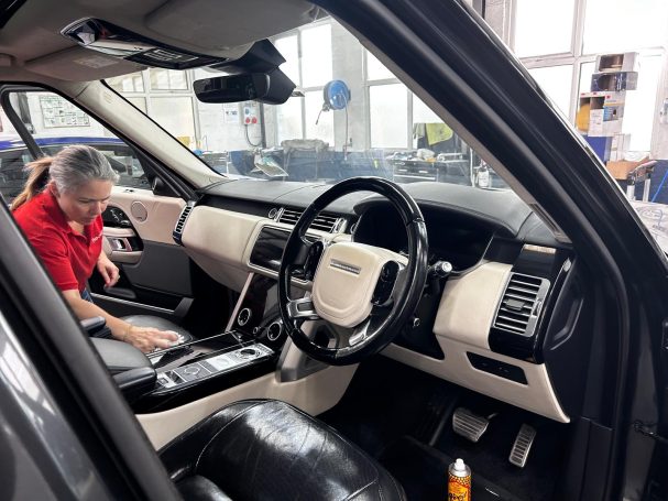 Detailing work on the range rover